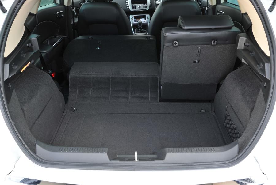  Chrysler Delta 2011 года  (фото 4 из 69)